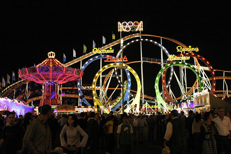 File:Muenchen-Oktoberfest-bjs2005-02.jpg